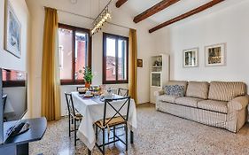 Ca' Dell'Abate Terrace